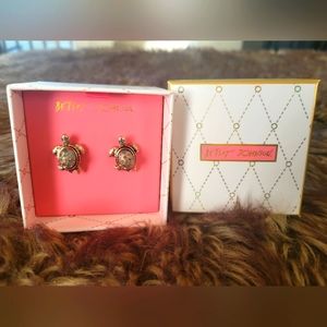 Betsey Johnson turtle earrings